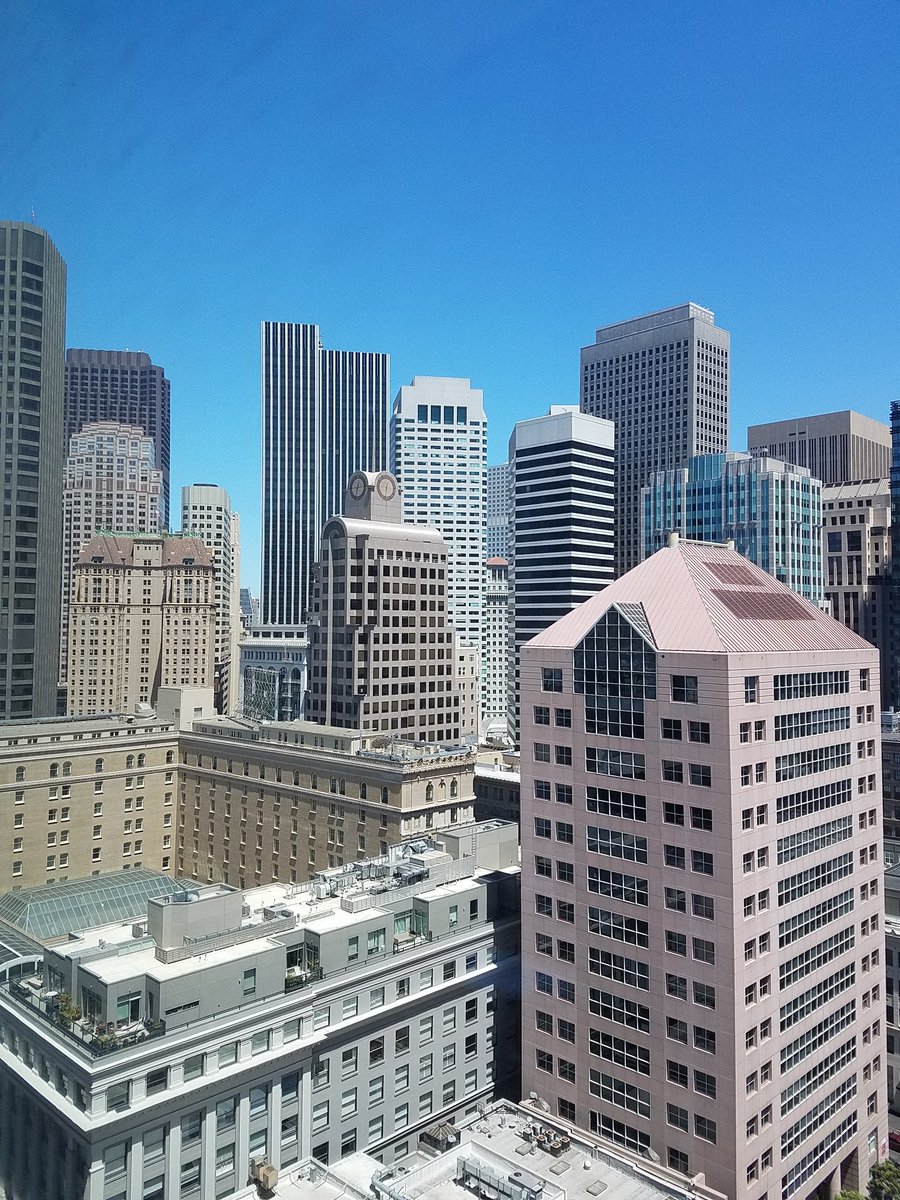 WolfgangJilka's tweet photo. It would be easy to get used to these views! @StRegisSF @spg #eventprofs #salesforcetower #ypo #pcmancc https://t.co/dwiN0AsOp1