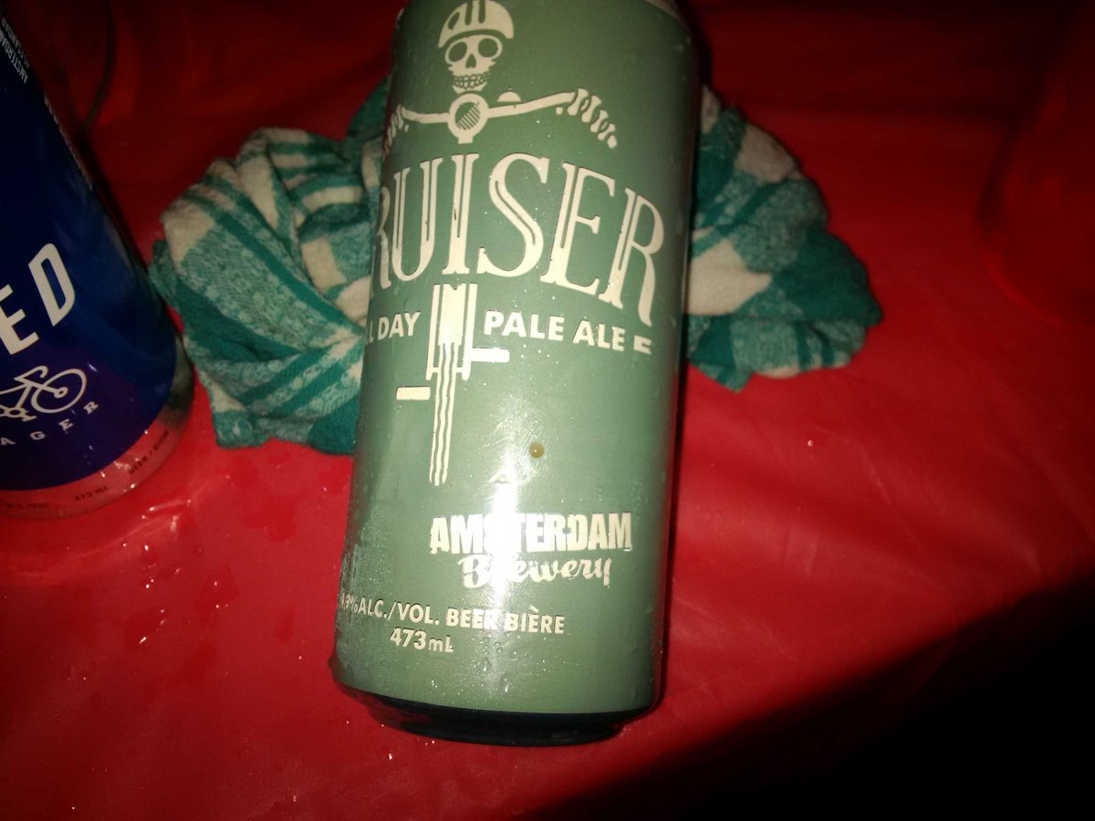 Archiet47's tweet photo. #FowlerFest2017 Beer 14 https://t.co/cal5nKLpUu