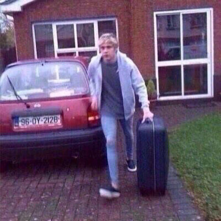 taeoxosun's tweet photo. If One Direction come back and tour for MITAM but don't come to my country guess what I'm gonna do.. #7YearOfOneDirection https://t.co/MM3DuM7XT7