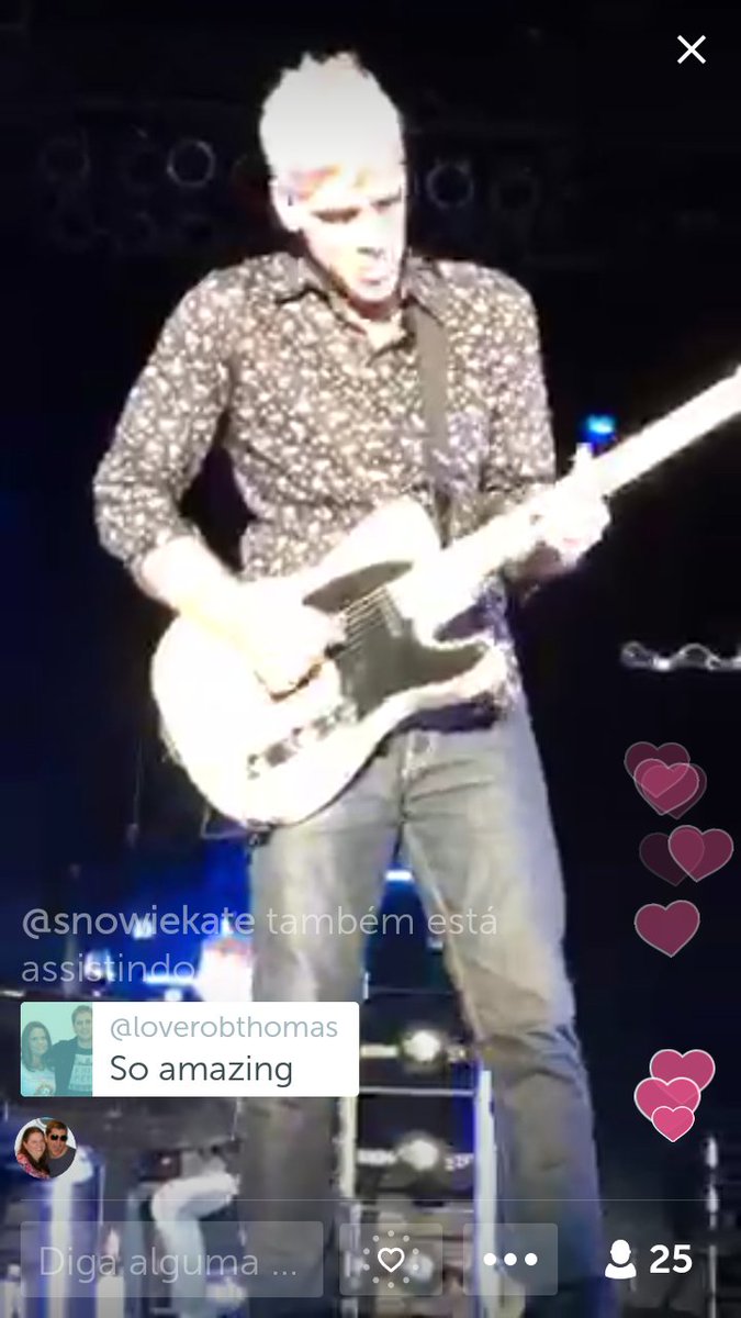 LaysaRichardson's tweet photo. Today,@StalkingKyle's solo guitar 🎸 JUST LOVE #KyleCook #MyPerfectIdol #HandMeDown #ABriefHistoryTour
#MB20 #MatchboxTwenty #MB20IS20 ❤️❤️❤️ https://t.co/Rf5V6enhxN