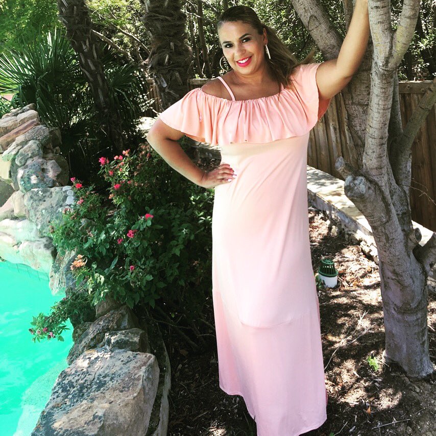 ShopPinkSaige's tweet photo. Blushing Babe Off Shoulder Maxi is perfect for summer! Get yours today with 20% off. Use code:SUMMERSUN Shop https://t.co/8qCYIQwHSU today https://t.co/EJNaxI1AeC