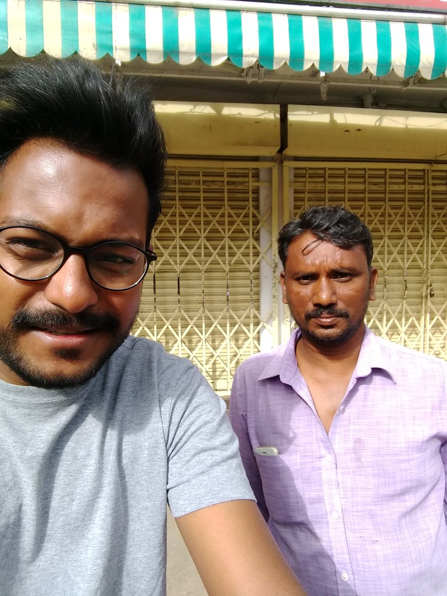 saawan325's tweet photo. Differently abled person who was walking to rescue his nephew who met with an accident.Sunday lifts are heart warming#liftno28 #liftcampaign https://t.co/IzNsyGdm80
