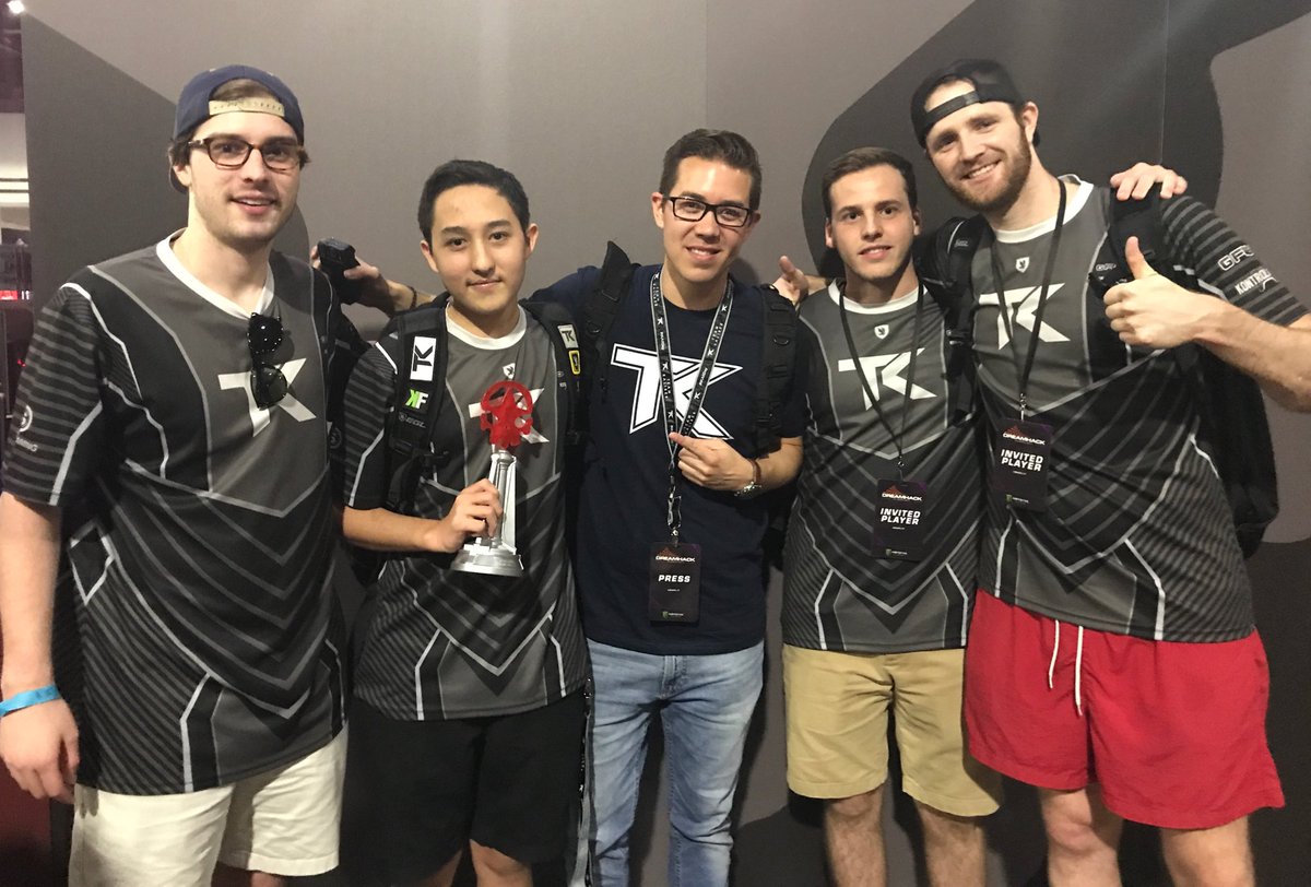 KOSDFF's tweet photo. #tKAllDay https://t.co/Vamd0imBDU