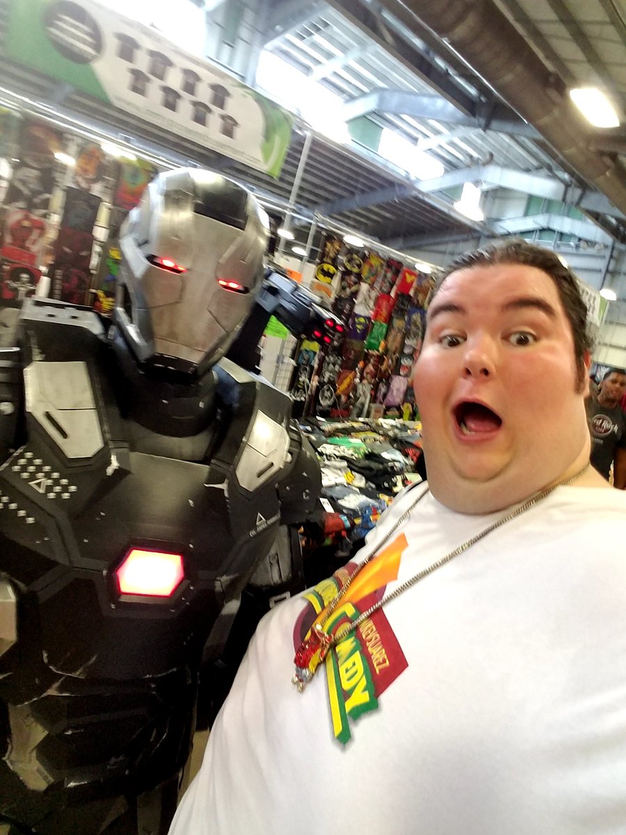 y2koolaid's tweet photo. Me and #WarMachine at #CorpusChristicomiccon #Cosplay #Marvel #AlexAnsel https://t.co/UVuixWcjQl
