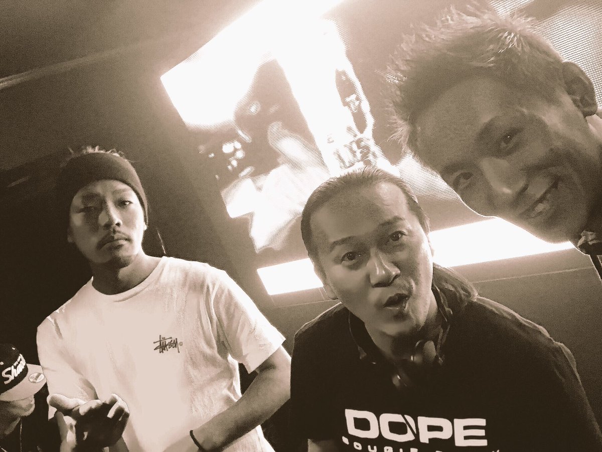 DJYASUTO's tweet photo. Tonite🌙
日曜Vanilla #パラダイス 🌺
@ParadiseNagoya 

⚜️GUEST:@DJ_OLDE_E ⚜️

今月もガッツリHipHop〜Top40,CLUB HITsまでイケてる音楽で楽しませるから皆んな来てねー😍💕
@Vanilla_ngy https://t.co/mDBHLHOevh