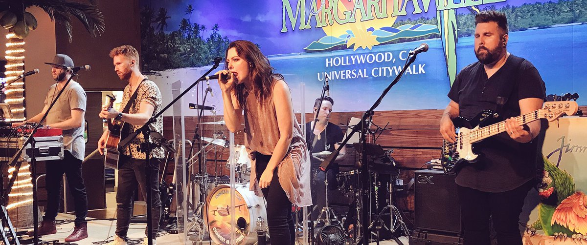 3 out of 5 sandy bottoms recommend beards.