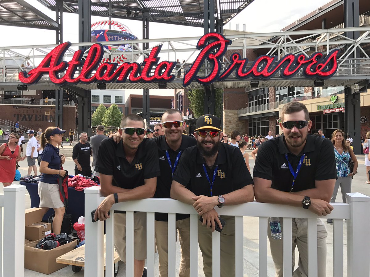 whats_on_rob's tweet photo. Coaches are finally relaxing. @FHPirates @TCSNationals https://t.co/BHsOw3PT7T