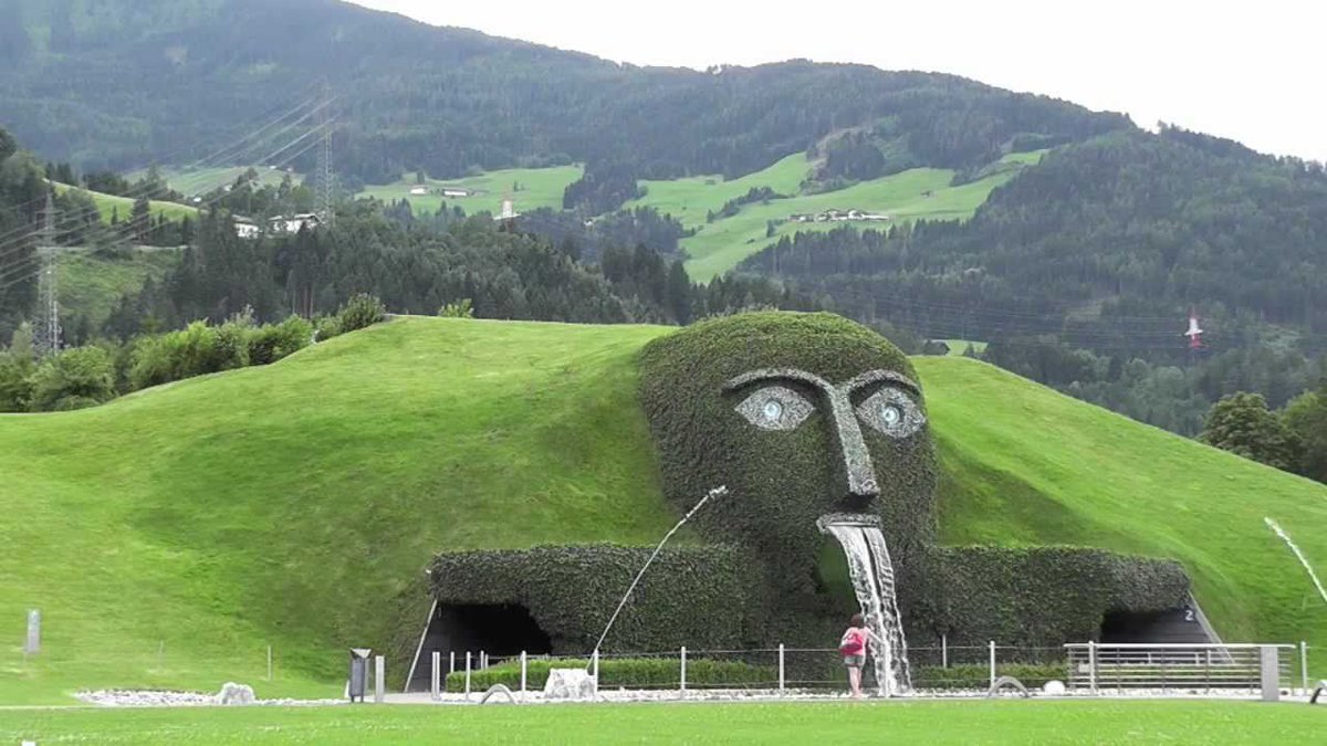 ThoughtsJunk's tweet photo. #water fountain #Austria #junkthoughts https://t.co/qe6ub1nEhz