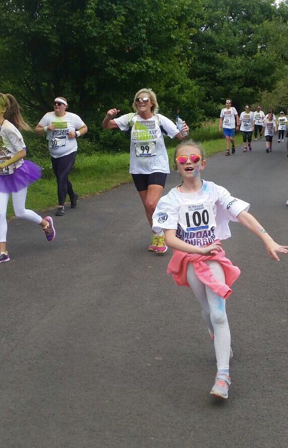 chrishilditchxx's tweet photo. 5K colour run with Antonia @blinddaveheeley @WBAFoundation @antbaggyboy https://t.co/nLG1e6lFoe
