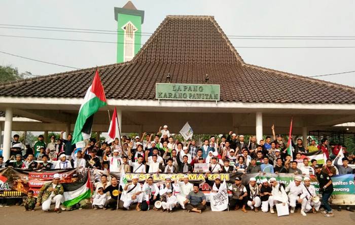 Aksi Bela Al Aqsha KAMMI Karawang dan Pemuda Karawang kammikarawang.or.id/aksi-bela-al-a…