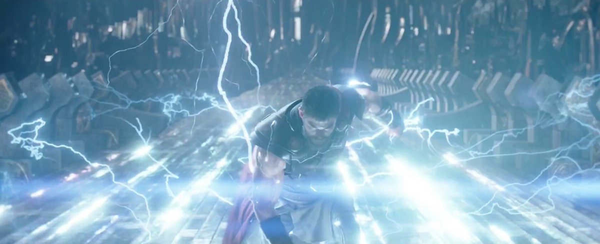 bravotvwatchero's tweet photo. #Thor @thorofficial #103daystogo #countdownhasbegan  #godforce #ThorRagnarok  @chrishemsworth @TaikaWaititi https://t.co/KmM7N5U8Lv
