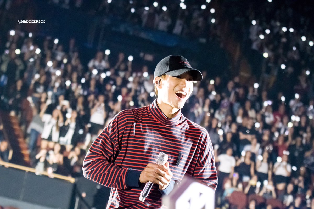 buling3's tweet photo. #가이 #���종인 #kai 
170425  NY https://t.co/uuicD4uJhj
