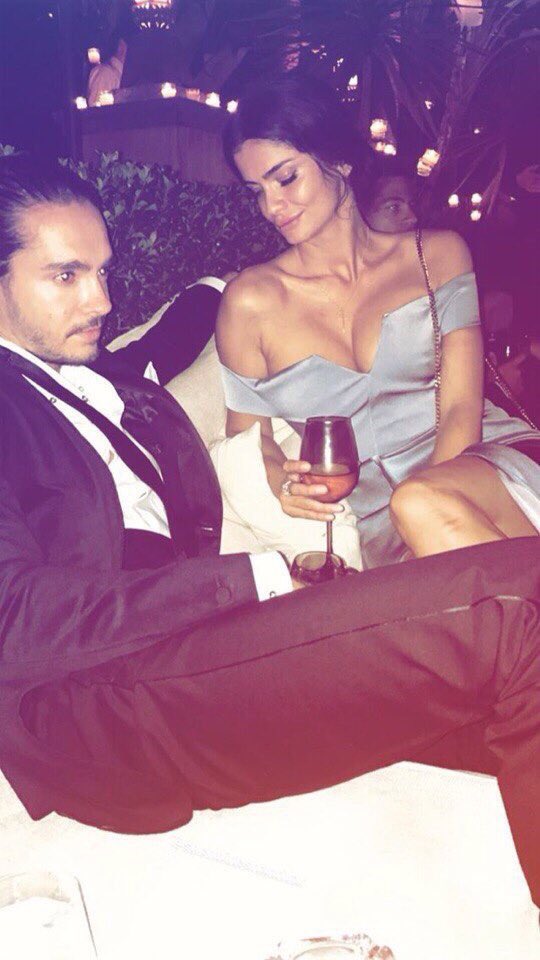 DFZuQ3EXUAEwvg3.jpg (540×960)