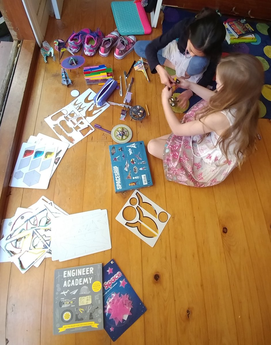 StellarEngineer's tweet photo. Young girls love #space and #aerospace #engineering ๐๐๐ !!! #MakeYourOwnSpaceship #EngineerAcademy #science #spaceship https://t.co/pG4wuGrES8