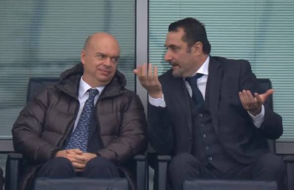 mirabelli_ds's tweet photo. Ogni tanto il mio caro amico @fassone_marco va riportato sulla retta via, con #raccomandazioni e valori della #famiglia https://t.co/VGuJsUFuZq