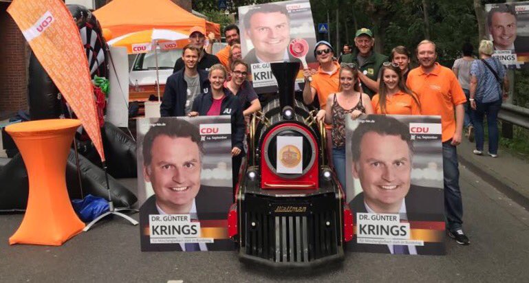 Patrick_Bron's tweet photo. Der ultermative Beweis. Meine @jungeunionmg hat den #Schulzzug gestoppt! #BTW17 https://t.co/FD9HQh8zME
