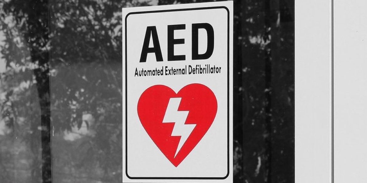 Citywide_CPR's tweet photo. Does your #smallbiz have an AED? #cprknowledge https://t.co/ne3ZNNbh4V… https://t.co/7Napd8Xgyd