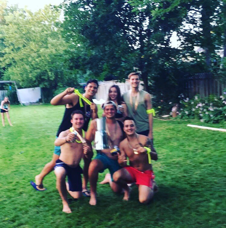 WarMatt_'s tweet photo. Beer Olympic Champs/ $500 each #FREEEEECASHHHHHH https://t.co/fanaW7eaKz