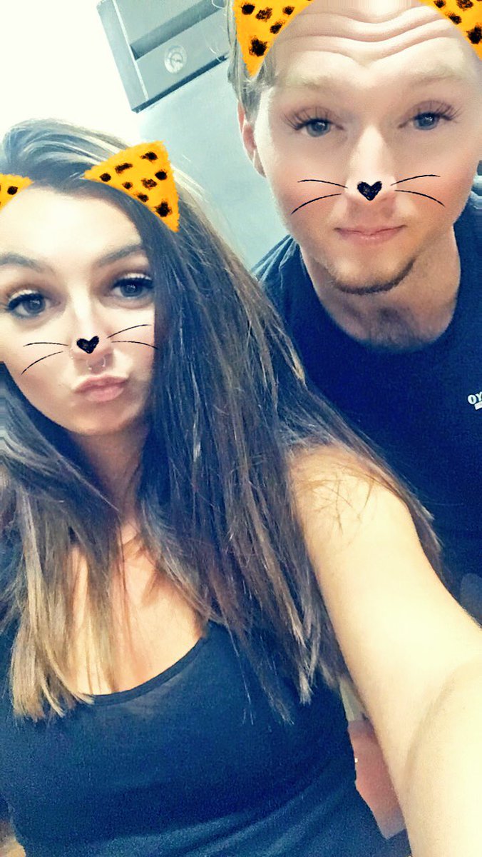 hannahmac0327's tweet photo. Da homieeee 💸💯 https://t.co/EztHFSl8ZM