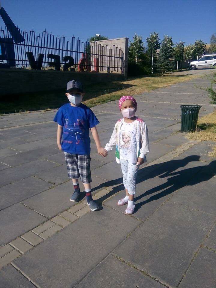 Ülke olarak Şuan enfazla ihtiyacımız olanşey,
Birlik,beraberlikKardeşliktir
Gelin lösemili çocuklarımızı sahiplenelim