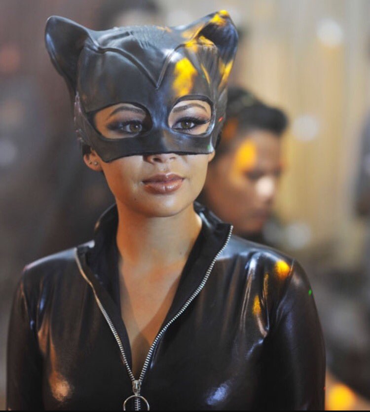 lastweekonPLL's tweet photo. Anyone wanna help me start a campaign to get Janel Parrish casted as batgirl? @JanelParrish @joss 

(I know this is a cat girl costume) https://t.co/T5z7gWoT5h