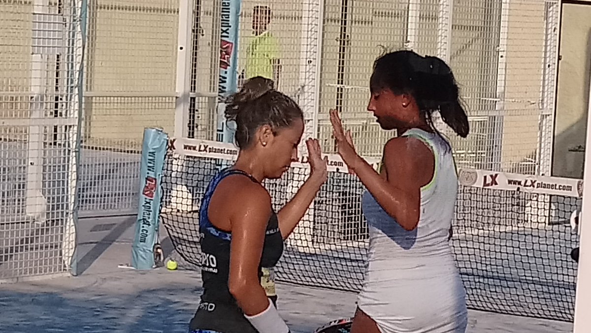 PadelCV's tweet photo. @NelaBrito y @beaglez_padel  ganan 6/3 6/4 a @IrisDonate Arantxa Soriano. Enhorabuena campeonas! https://t.co/wvlcyFUBTx