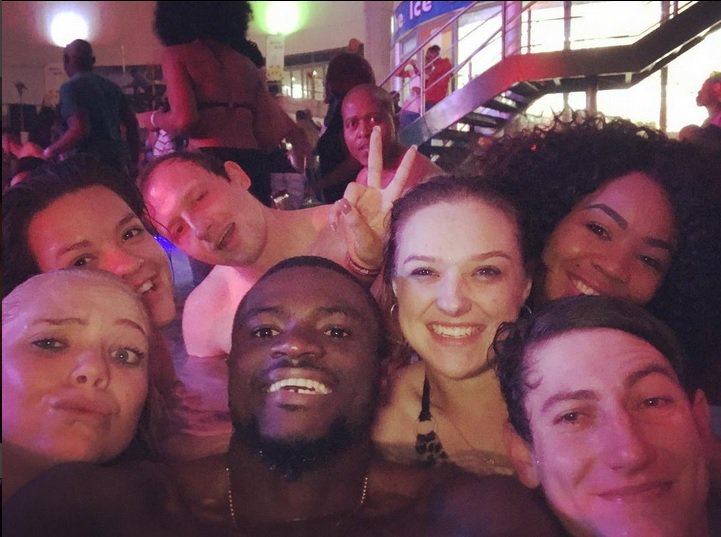 Jean_Justin_com's tweet photo. #funtime #partytime #partynight #emeraldresort #indoorpoolparty #aquadome #msaModels https://t.co/VSznmSqTWV