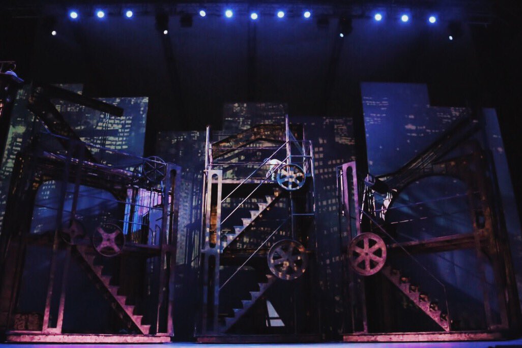 enjoyGLOBE's tweet photo. Seizing the day one last time here at Globe Iconic for #GlobeLive9WTNewsies! 💙🤸🏻♂️🎶 #CreateHeadlines https://t.co/VMdHdhGBRi