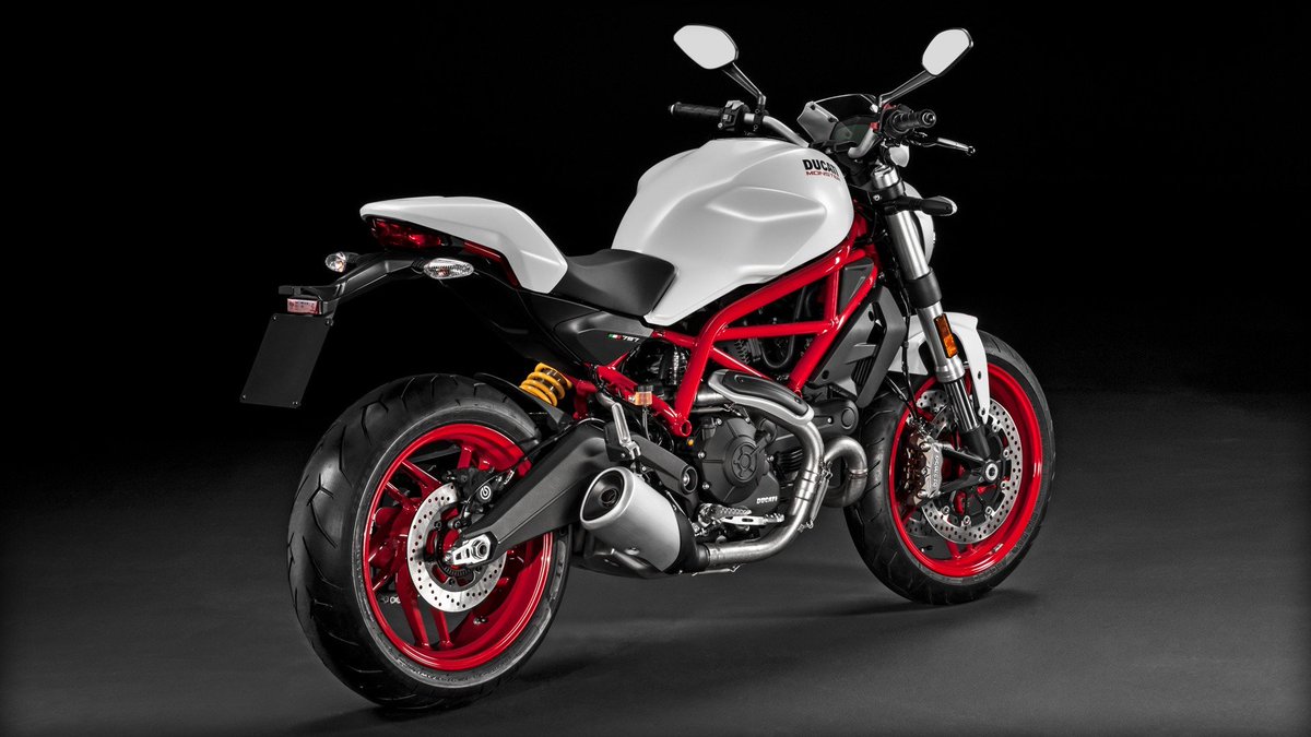 PureDucati's tweet photo. Sporty, compact, essential. #Monster797Plus #ducati #ducatiworld #monster #ducatimonster #ducatipanigale #ride #race #lifestyle #motorbike https://t.co/0f2e4v3yaC