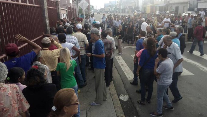 Ver imagen en Twitter Ver imagen en Twitter