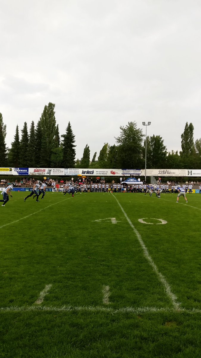PWilddogs's tweet photo. KickOff
#pforzheimwilddogs #pforzheim #wilddogs #Football #WeinheimLonghorns https://t.co/E2jzjvKblk