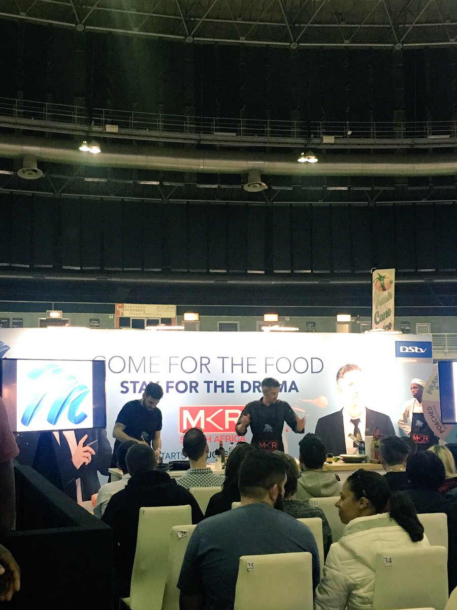 meletsoblog's tweet photo. All things foodie related at The Good Food and Wine Show #GFW2017 #foodie #foodblogger #meletso #sundayfunday @JennyMorrisChef 🍽🍷 https://t.co/2bSN2g7y9k