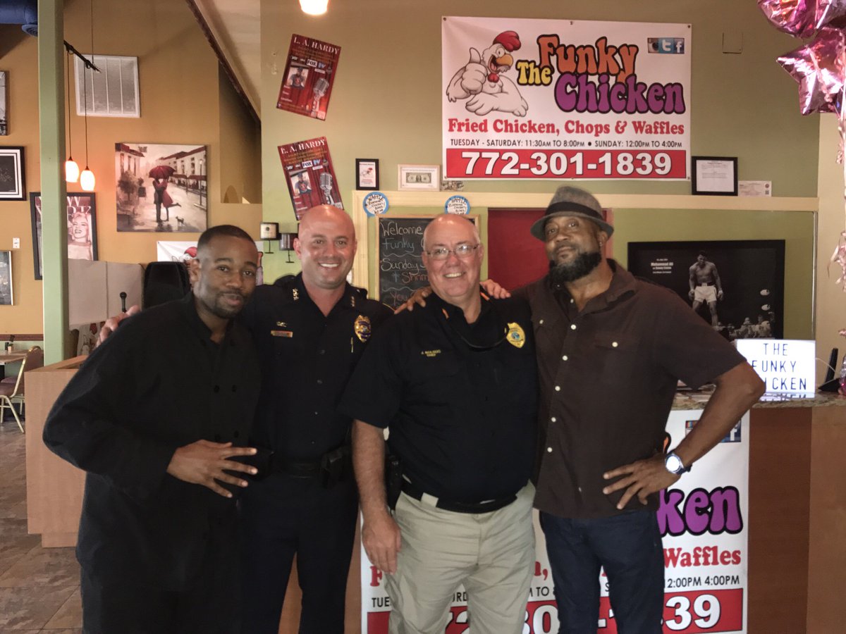 RichardDelToro's tweet photo. Check out PSL's newest restaurant, The Funky Chicken. #MakingChickenGreatAgain @CityPortStLucie @TCPalm https://t.co/jzPIstaS3B