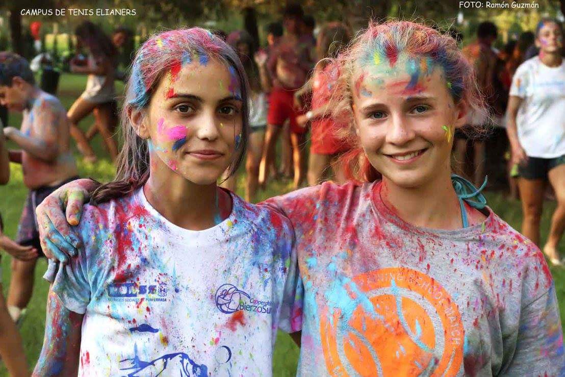 Ayer, nuestra fiesta #Holifest un éxito de buen rollo y diversión. #EspírituElianers