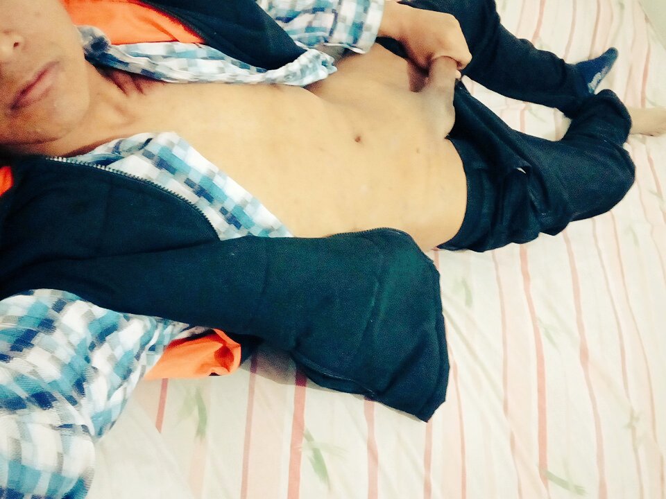 NoaVelazque's tweet photo. Ven jalame el cuello https://t.co/PjovKTpHSe