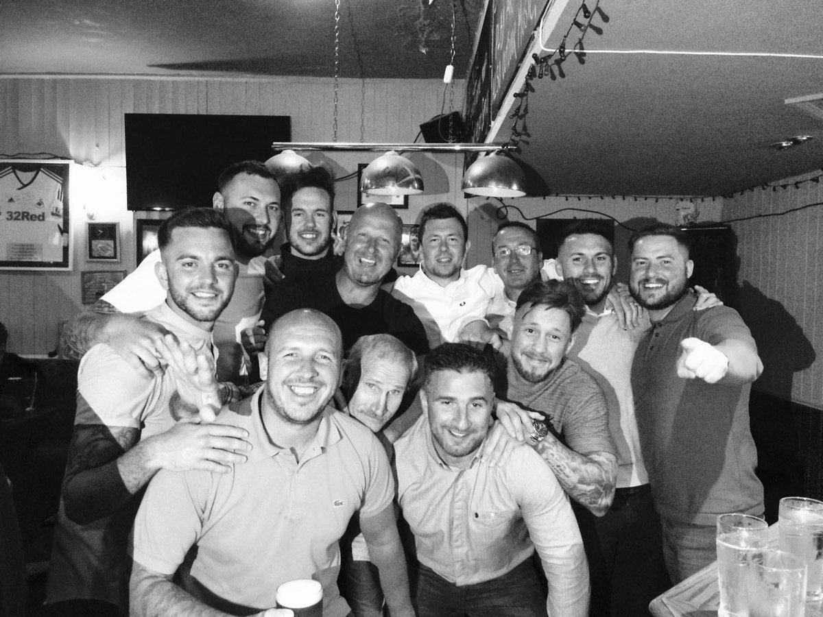 craigspring6's tweet photo. Great night at the wern Inn last night!! https://t.co/Dx7zjmSXdA