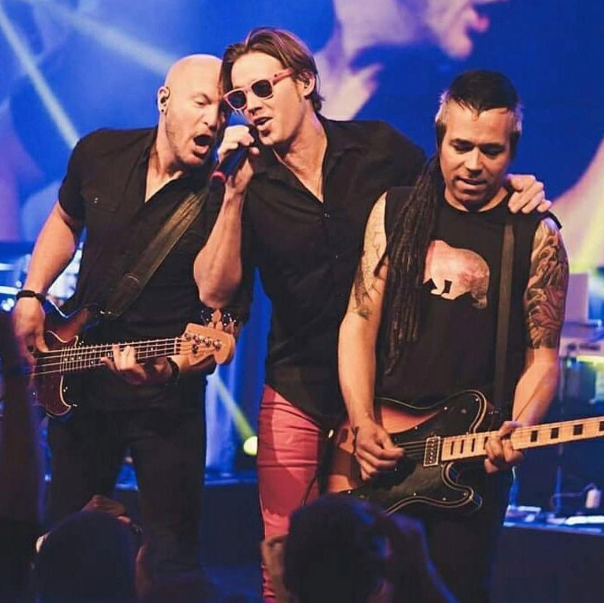 building429's tweet photo. Norway!! You all were amazing last night!! Thank you for making our trip here so wonderful. #ul2017 https://t.co/5XrFzJDWFh