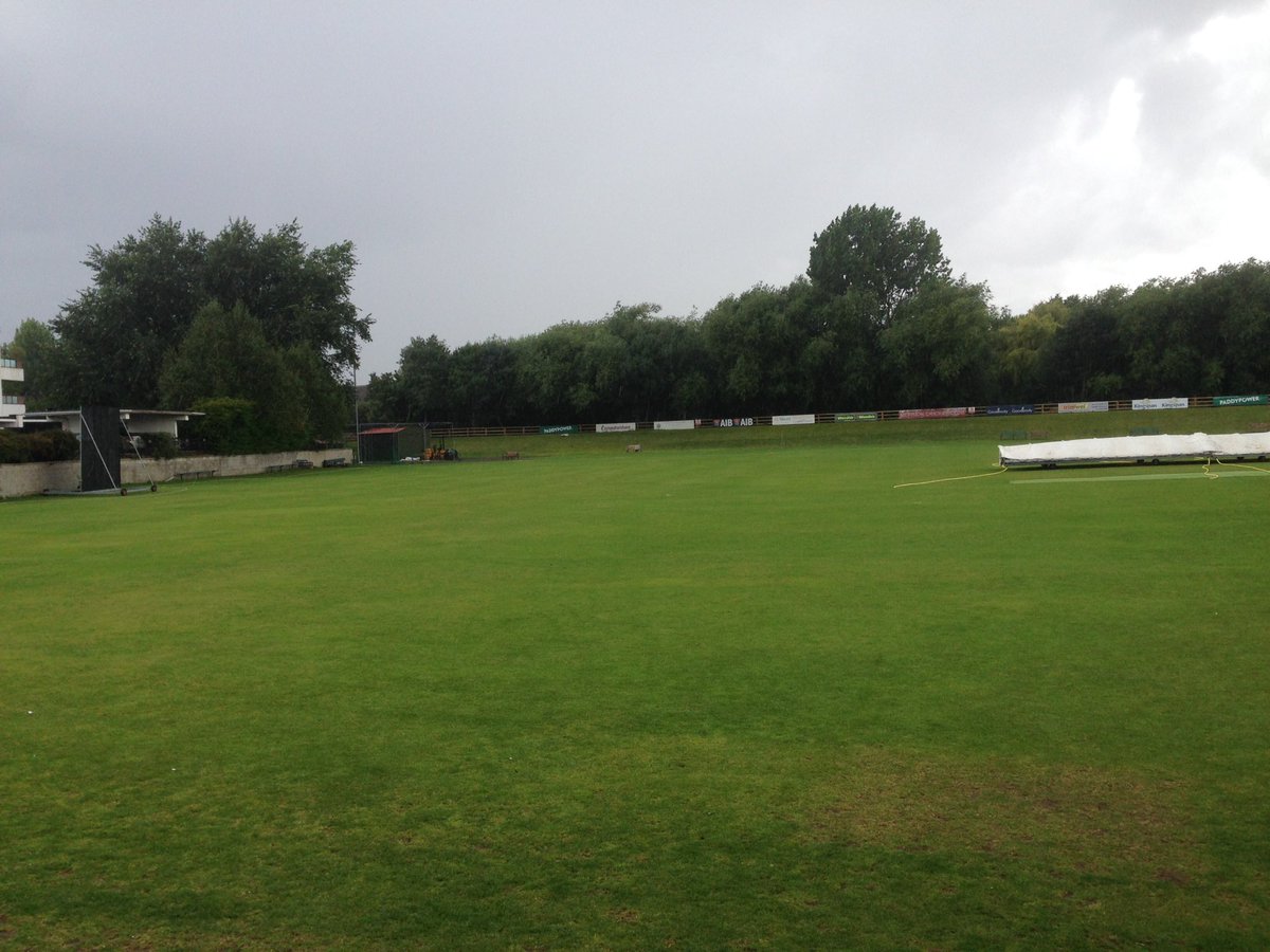 MerrionCCWomen's tweet photo. Off for rain AGAIN ☔️ 46-1 off 13. LPaul 17, CJoyce 11 #cricketleinster #17078 https://t.co/onTpQW3rDN
