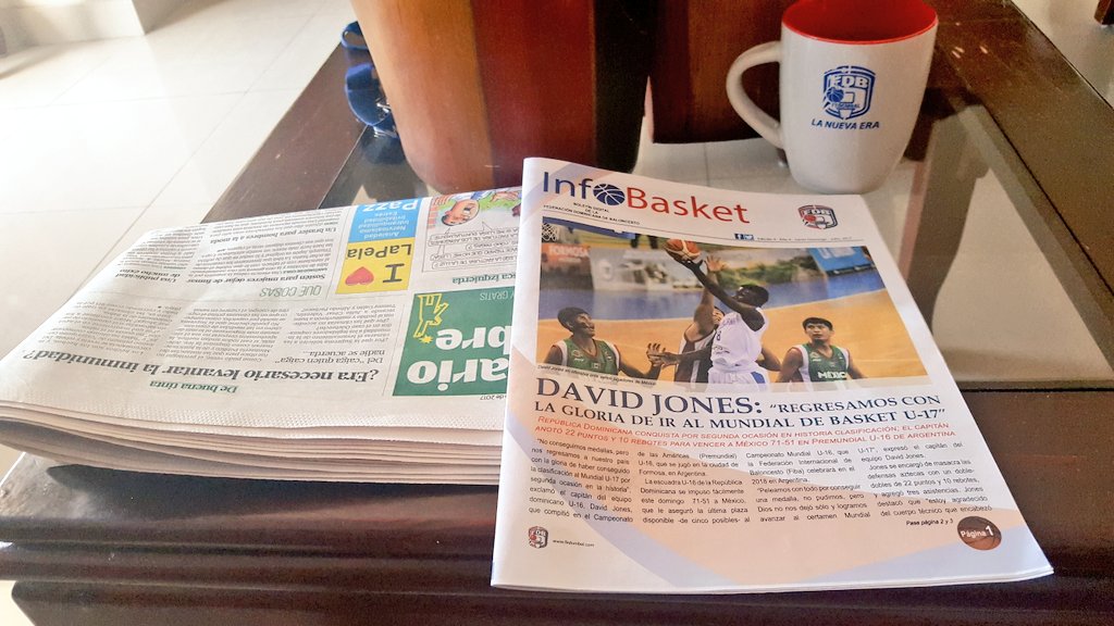 JavierUbiera's tweet photo. Ya no sólo se lee el periódico, ahora también se lee #InfoBasket el #PeridicoDelBasket, Felicidades a @FedombalRD por la iniciativa. https://t.co/AAPi47uarz