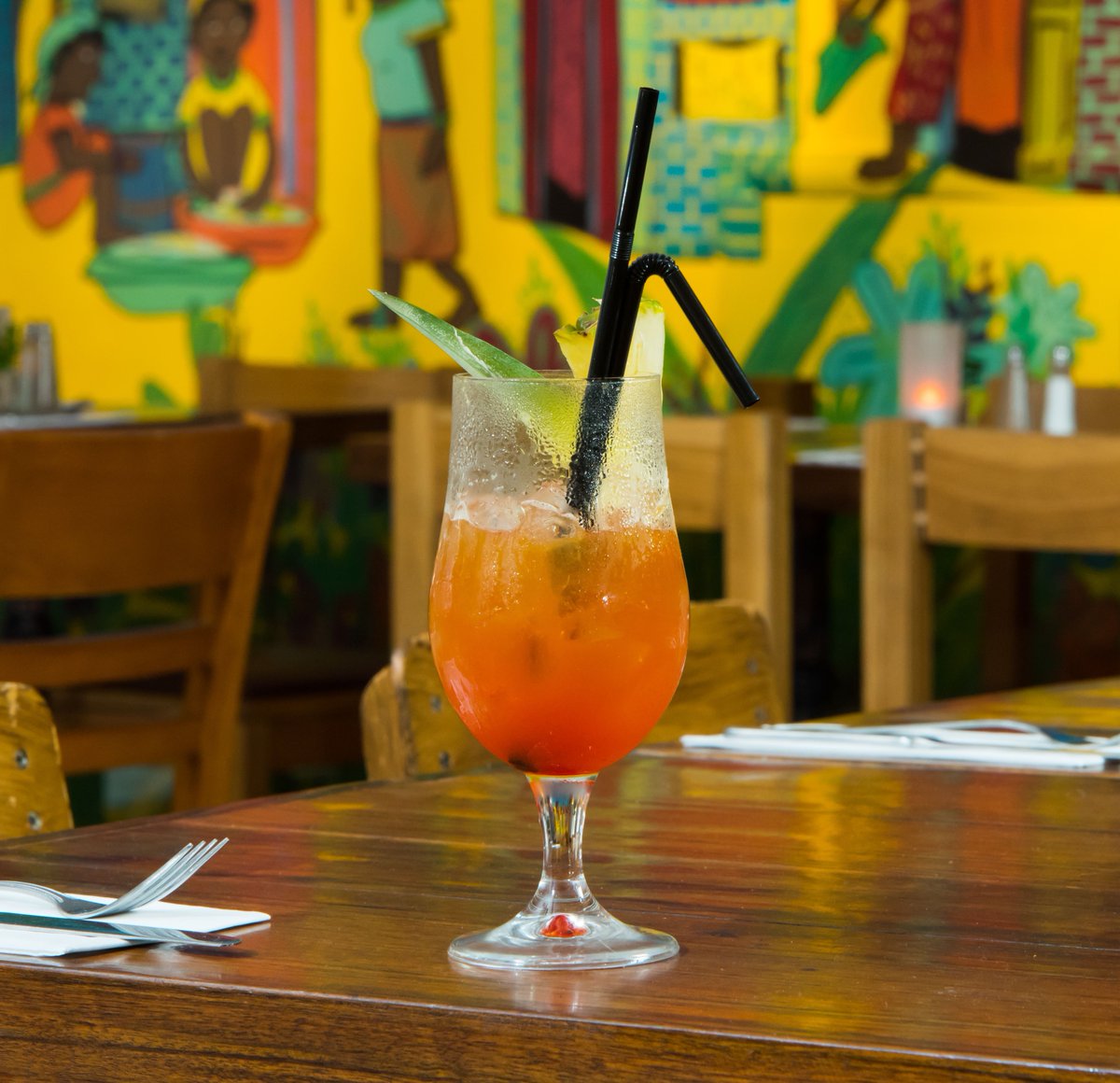 Beetroot_Beluga's tweet photo. WIN dinner &amp; cocktails for TWO at @CottonsLDN #Shoreditch! To enter FOLLOW &amp; RT https://t.co/CCeHI7piWd  Winner announced 13/08 #giveaway https://t.co/rZXO7O81Gy