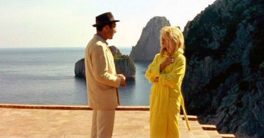 #JeanLucGodard shoots in #VillaMalaparte an incredible movie: #LeMepris (Contempt). W/ #BrigitteBardot 🌊 Find more! goo.gl/t3aBaB