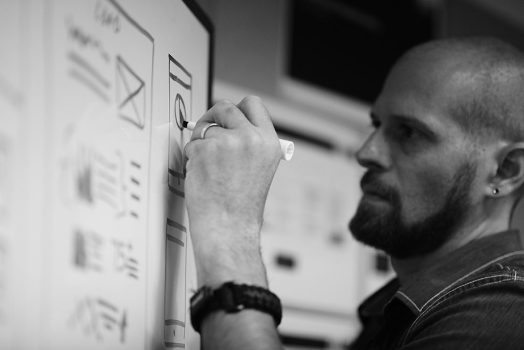 ewwty's tweet photo. "From Side-Project to Startup in 6 (crazy) Months" by @chrisj_thompson https://t.co/243k7pFkXX #startups #sideproject https://t.co/UnkKfie5sE