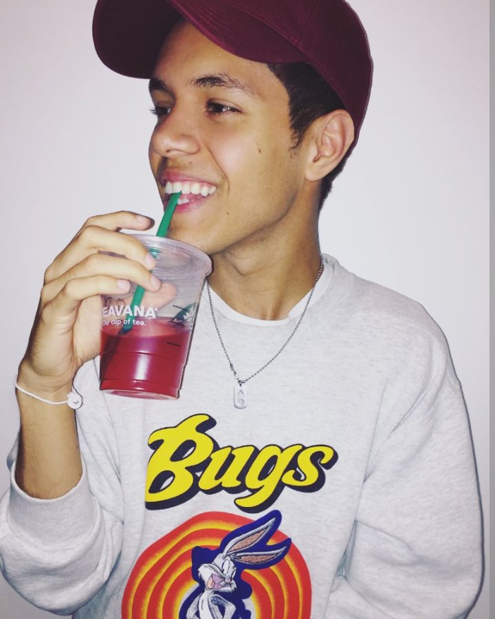 _MyNameIsMax_'s tweet photo. ❤ Max ❤
❤ I love music ❤
❤ just a simple boy from Amsterdam ❤
❤ 22 years ❤ https://t.co/iUn2NT4a1v