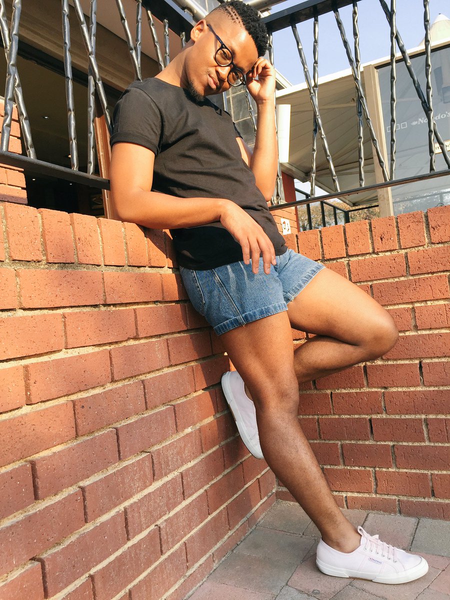 KhangelaniDziba's tweet photo. ❄️🌞 Summer in Winter 🌞❄️ #HappySunday #JoziByDay https://t.co/iEcmaEiDO8