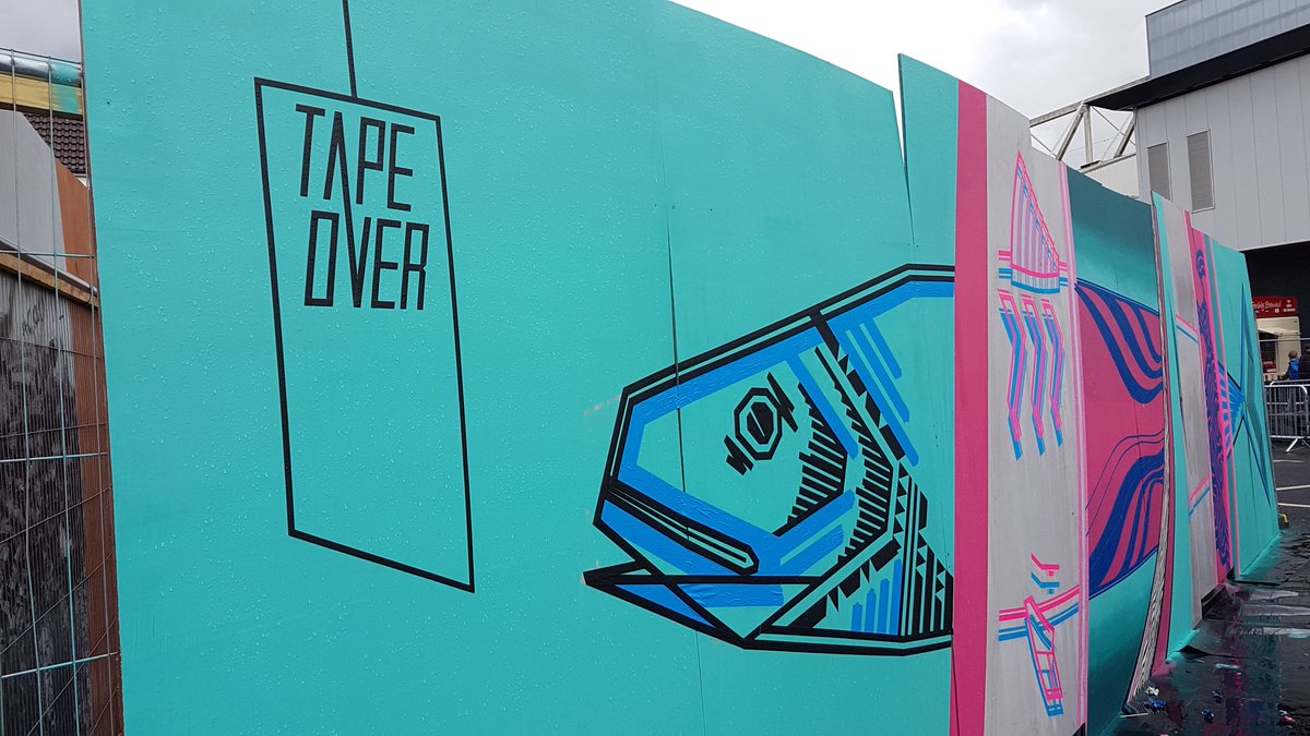 ishootstreetart's tweet photo. Who need paint , check out #TapeOver #StreetArt with sticky tape #StreetArtSunday @Upfest  #streetstyle #Bristol https://t.co/O5P3ys58JX