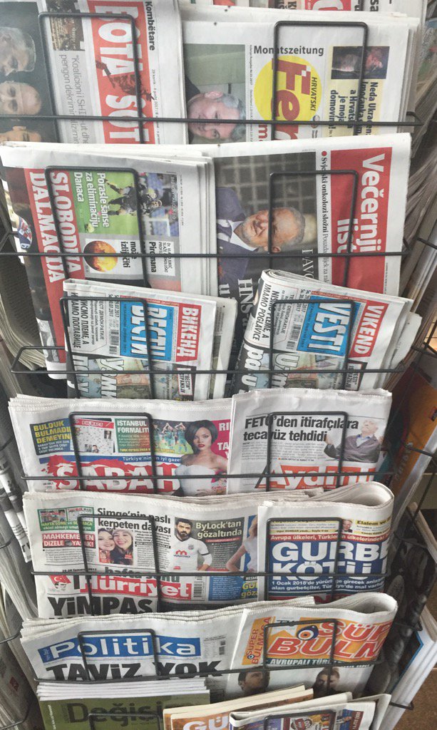 icrawford7's tweet photo. #rsvp2017 newsstand at Freiburg Hauptbanhof -- Trump notwithstanding... https://t.co/YLS7u4NoIl