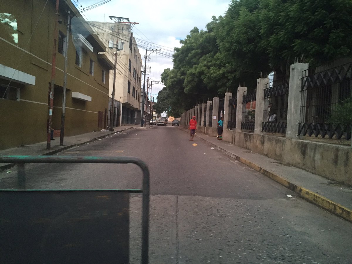 JulioBorges's tweet photo. En toda Venezuela siguen los #CentrosVacios. ¡No podrán callar la verdad! #ConstituyenteFracasoEvidente https://t.co/Lz9LYKqaCU