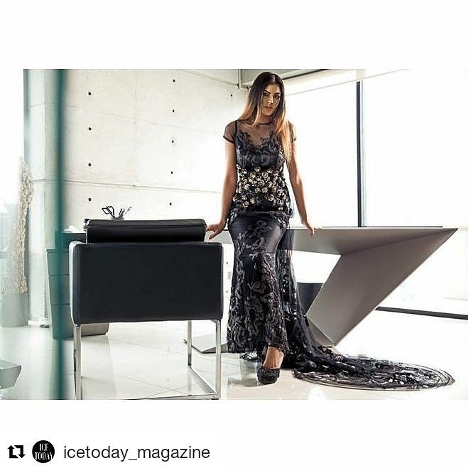 zoan_ash's tweet photo. Model: Trinaa
Wardrobe: Zoan Ash by Sultana A
Photographer: Riyad Ashraf
Makeup &amp; Hair: Jumman

#zoanash 🇧🇩 #brandingbangladesh  #ICEToday https://t.co/sgZ5qUQXkQ