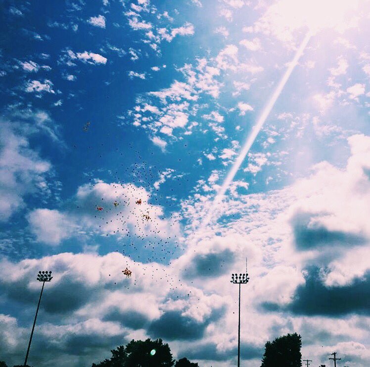 madisonkadlic's tweet photo. Sun is always shining #flyhighMCY https://t.co/B7q29pX2Lb