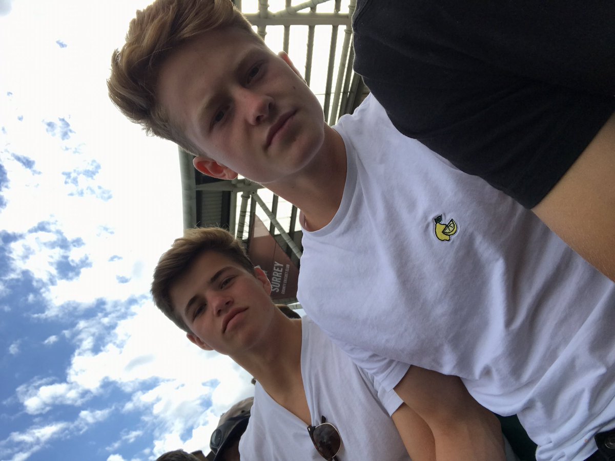 RadoxDesigns's tweet image. 